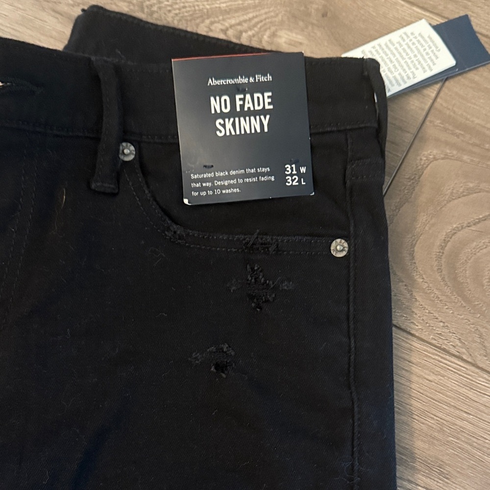 Abercrombie & Fitch Black Distressed Skinny Jeans NWT - Picture 4 of 8